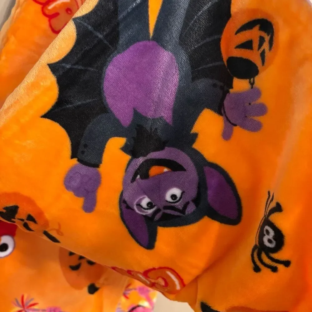 Sesame Street Halloween 50x60” Throw Blanket Elmo Cookie Monster Big Bird NWT